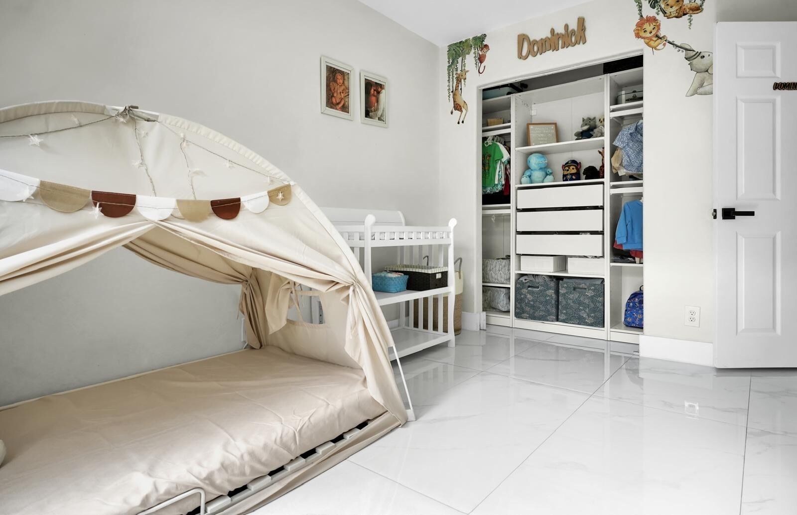 5 chambres, bureau, fer et planche à repasser, Wi-Fi gratuit