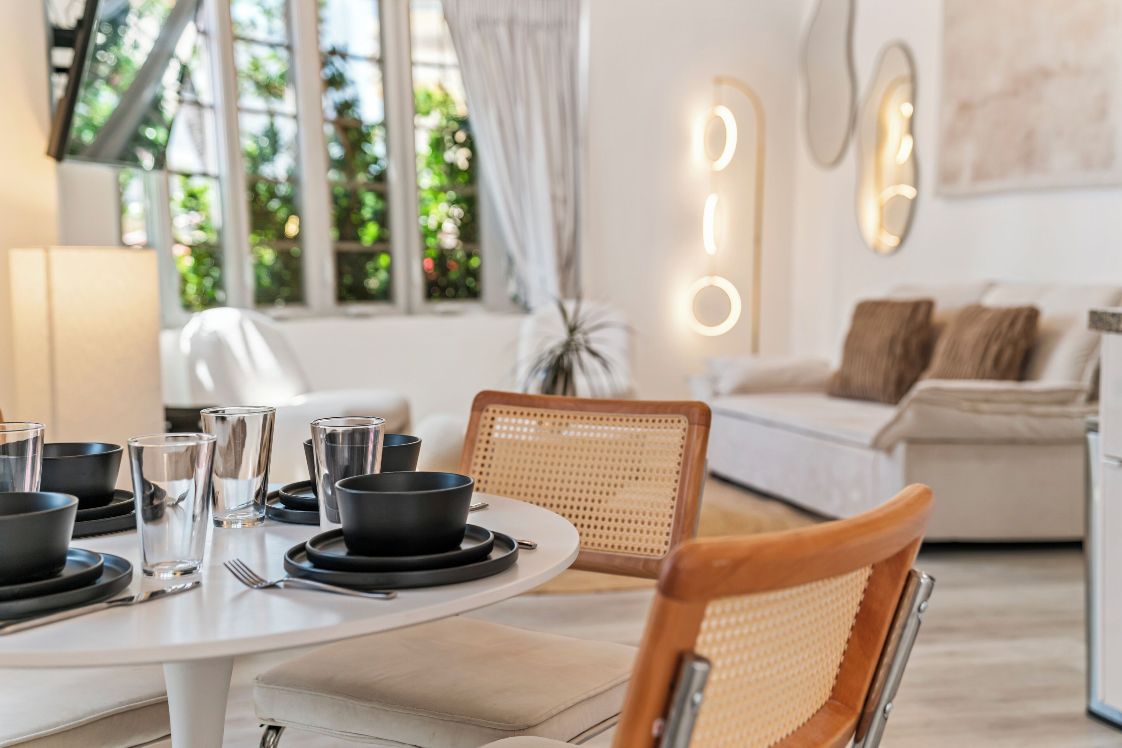 Deluxe Apartment | Dining