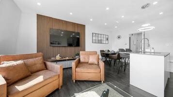 Apartment, Non Smoking | Living area