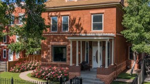 Exterior - La Casa Vallejo - Historic Highlands home sleeps 10, walk to dining & bars (Denver)