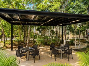 Outdoor dining - Vrbo Property (Playa del Carmen)