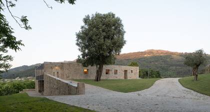 Quinta do Outeiro 1598, Holidays or Getaways for families or groups of friends