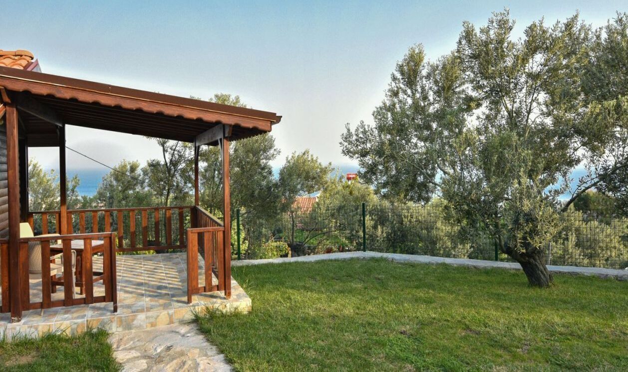 Bungalow, Sea View | Property grounds