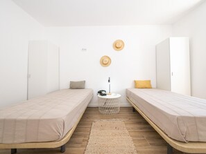 3 Schlafzimmer, Bügeleisen/Bügelbrett, Internetzugang, Bettwäsche