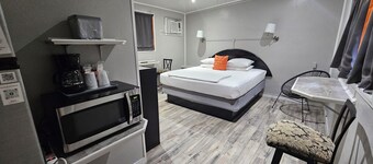 Orange Motel