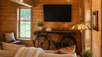 Smart-TV, Kamin, Bücher
