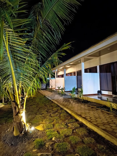 Snooze Hostel