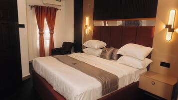 Classic Double Room | Laptop workspace, free WiFi