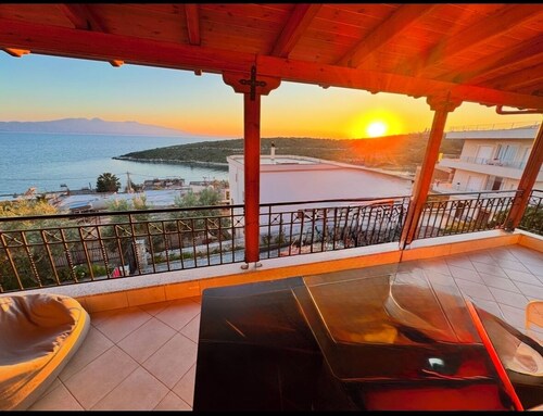 Spacious 4-bedroom house in serene Saranda with Sea Viewa