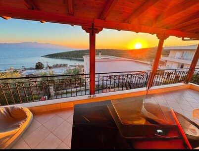 Spacious 4-bedroom house in serene Saranda with Sea Viewa