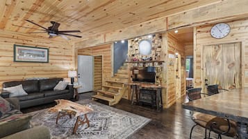 TV, fireplace, offices