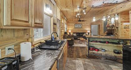 Ponderosa Suite at Ten Stone Lodge