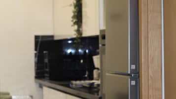 Apartamento, 2 habitaciones, fumadores, vistas al jardín | Cocina privada
