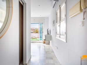 Interior - Charming Penthouse in the Heart of Cádiz (Ciudad de Cádiz)