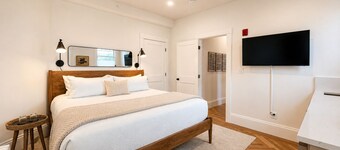 Herringbone Suite at Beacon House