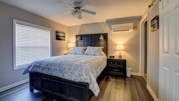 3 Schlafzimmer, Schreibtisch, Bügeleisen/Bügelbrett, kostenloses WLAN