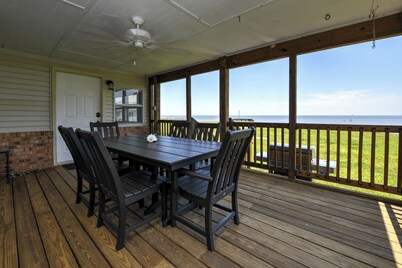 Waterfront retreat of privacy and tranquility on the Currituck Sound - Grandy NC