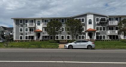 Cozy 1-bedroom studio in welcoming Asbury Park with AC