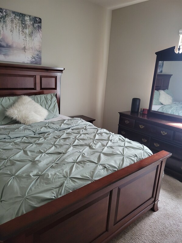 Room - Cozy 1-bedroom house in beautiful Indian Trail with AC (Indian Trail)