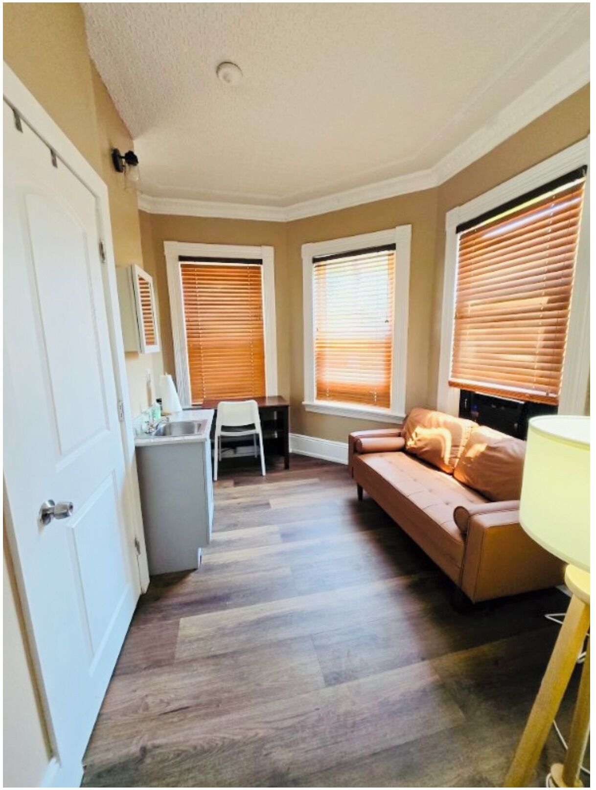 Habitación individual básica, 1 cama matrimonial, baño privado | Wifi gratis 