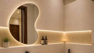 Combined shower/tub, hair dryer, towels, soap