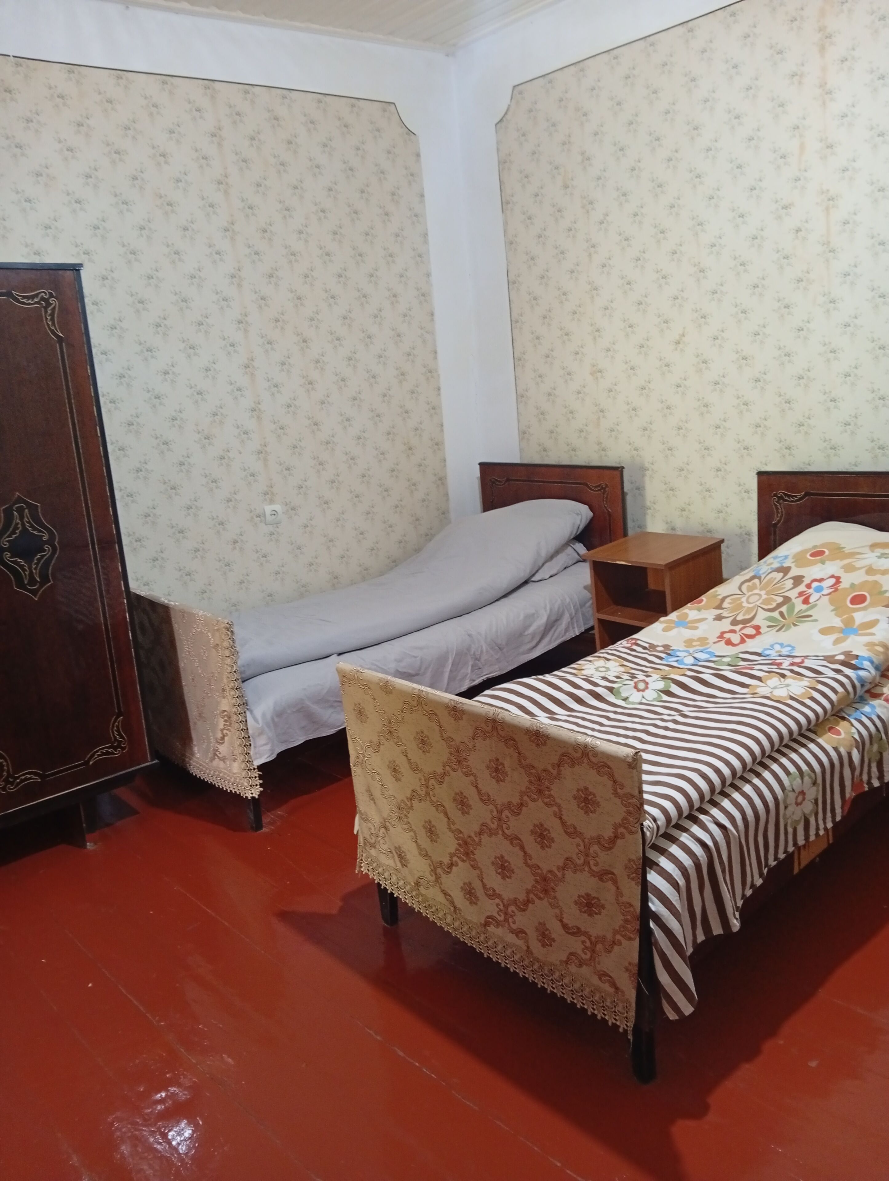 3 bedrooms, iron/ironing board, WiFi