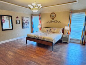 Iron/ironing board, free WiFi, bed sheets