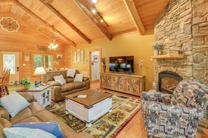 Smart TV, fireplace, books