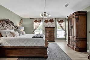 6 Schlafzimmer, Schreibtisch, Bügeleisen/Bügelbrett, kostenloses WLAN