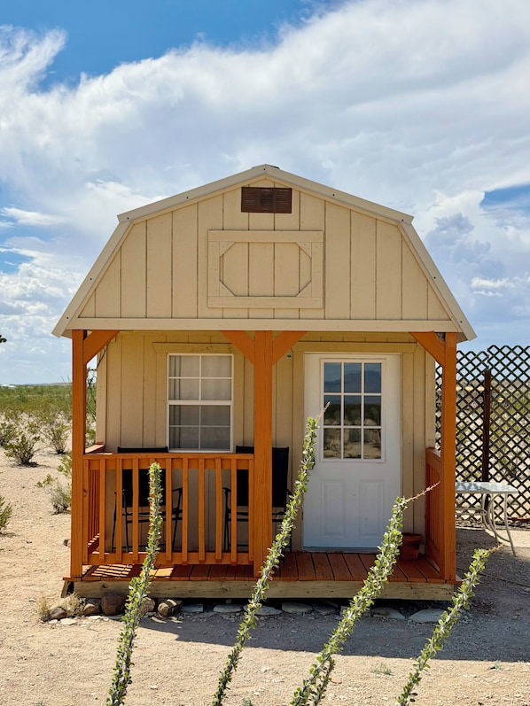 Exterior - Lone Star Observatory: Off-Grid Big Bend Cabin Under the Darkest Skies (Alpine)