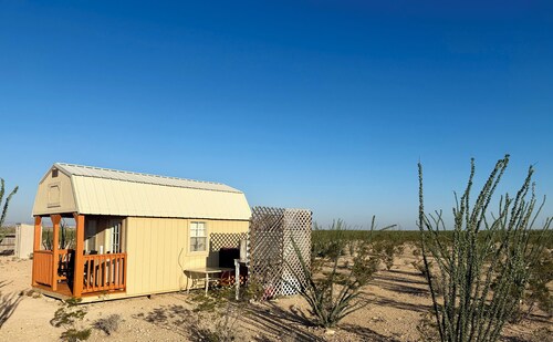 Lone Star Observatory: Off-Grid Big Bend Cabin Under the Darkest Skies