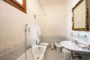 Room, 1 Bedroom | Bathroom - Room-hotel Walter Venezia (Venice)