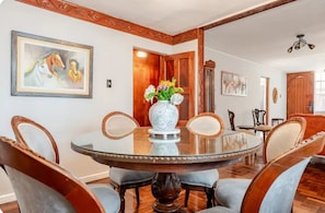 Dining - Spacious 5BR Home w/ Private Terrace. Steps to Malecon, Airport & Coastal Hwy (San Miguel)