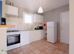 Fridge, oven, stovetop, dishwasher - Le Pin Franc - VALEYRAC (VALEYRAC)