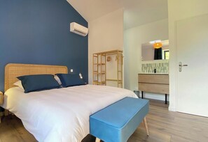 アイロン / アイロン台、旅行用ベビーベッド、インターネット