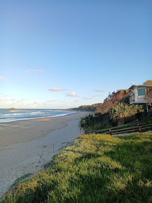 Beach nearby - Coastal Nest Sawtell Beach, Coffs Harbour (Sawtell)