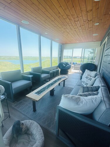 Lake Cottage | Private Hot Tub, Pools, Beach | Boat Launch| Fire Pit | Sleeps 12