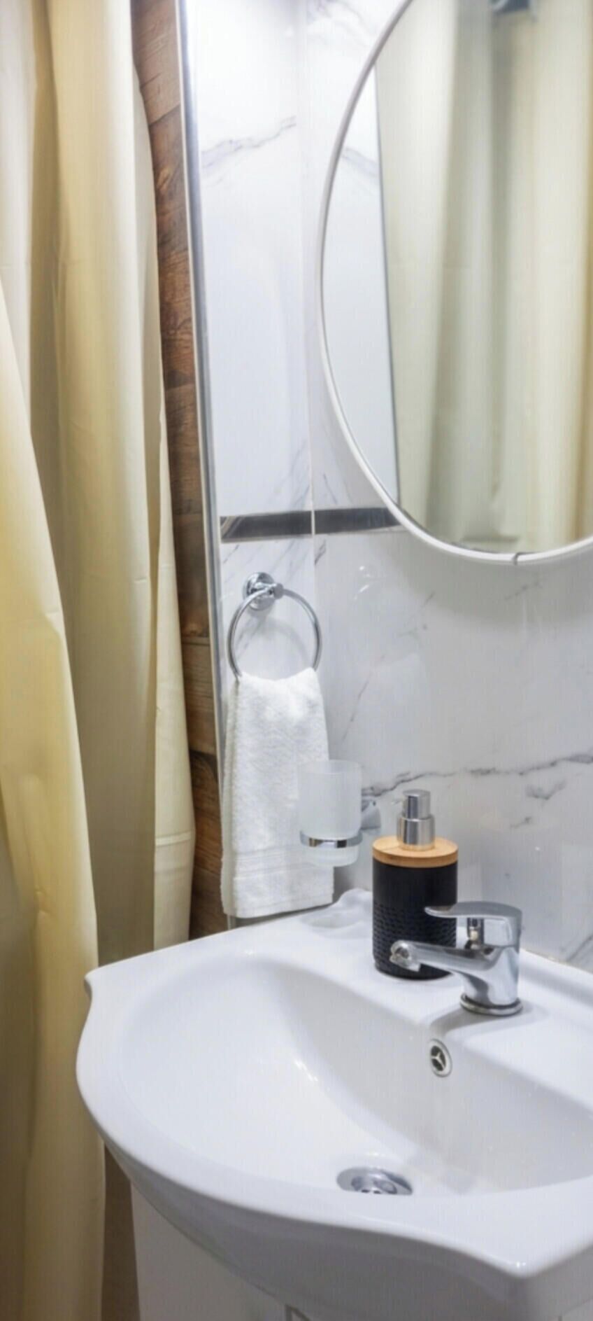 Bruser, bidet, Sæbe, Toiletpapir