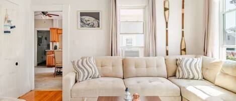 TV, fireplace, books, offices
