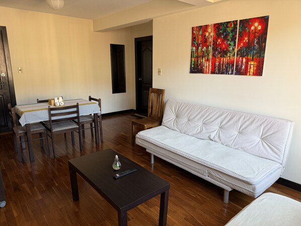 Living area - Premium Apartment - Total Comfort & Connectivity (La Paz)