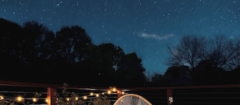 The Observatory | Leafy Hideaway & Stargazing Deck