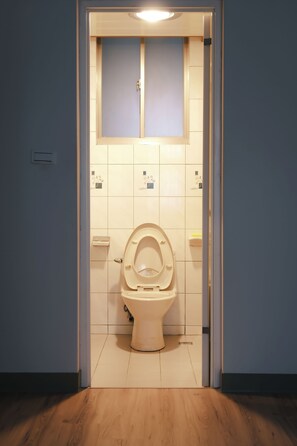 Bathroom - TP101/CityTrain/Family (Taipei City)