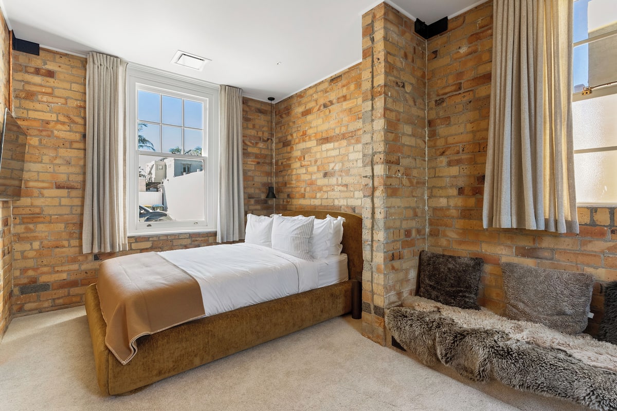 Ropa de cama de alta calidad y cortinas blackout