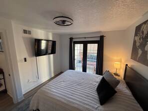 2 bedrooms, WiFi, bed sheets, wheelchair access