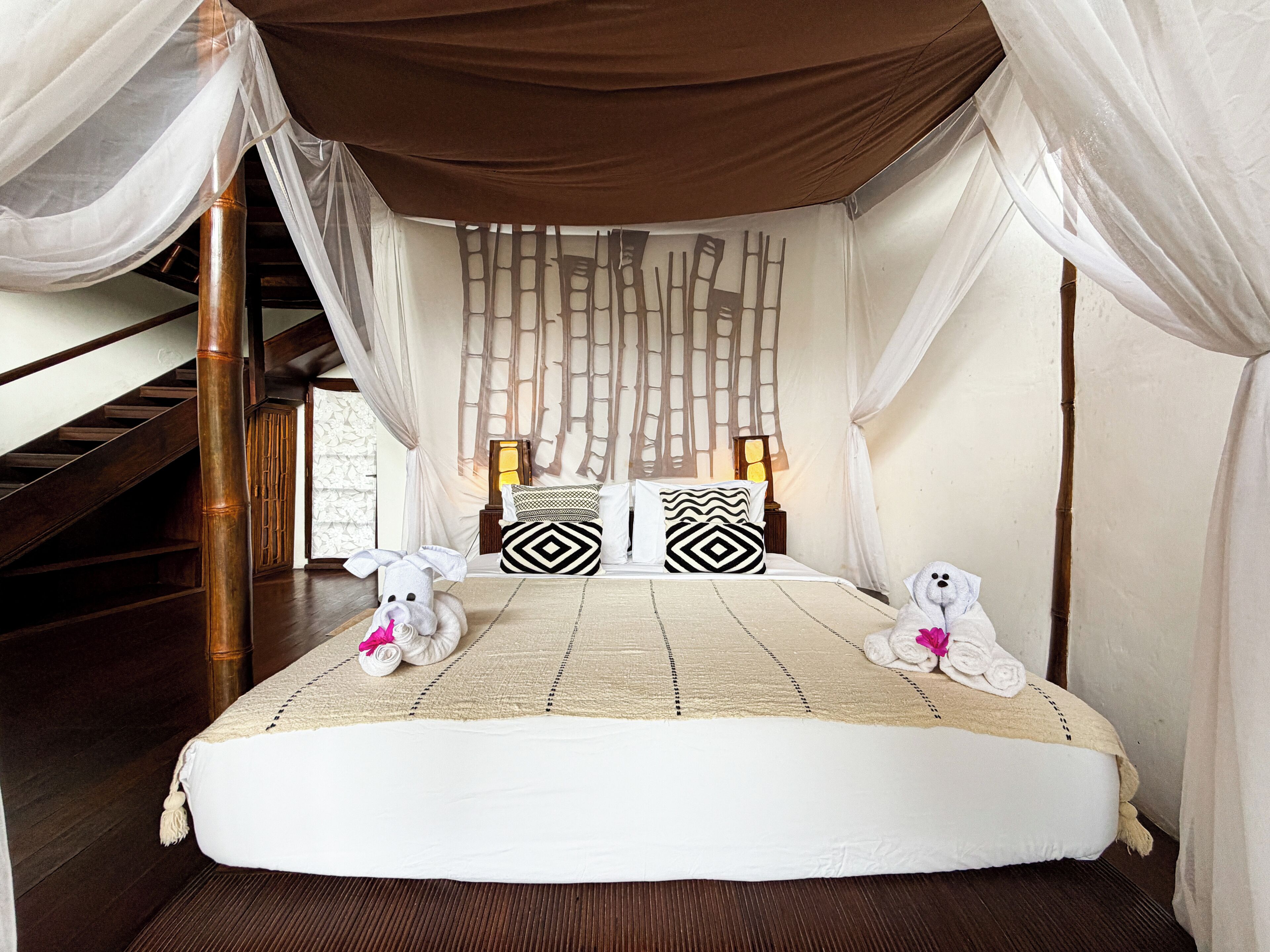In-room safe, laptop workspace, cots/infant beds, bed sheets