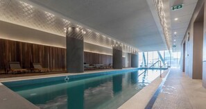 Indoor pool - Exclusive Stays - Prima Tower (Southbank)