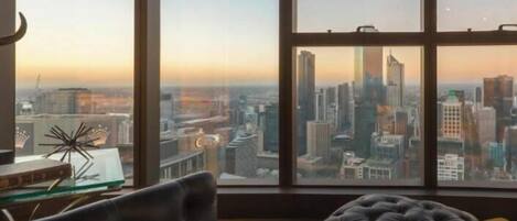 Luxury Apartment, City View | Interior