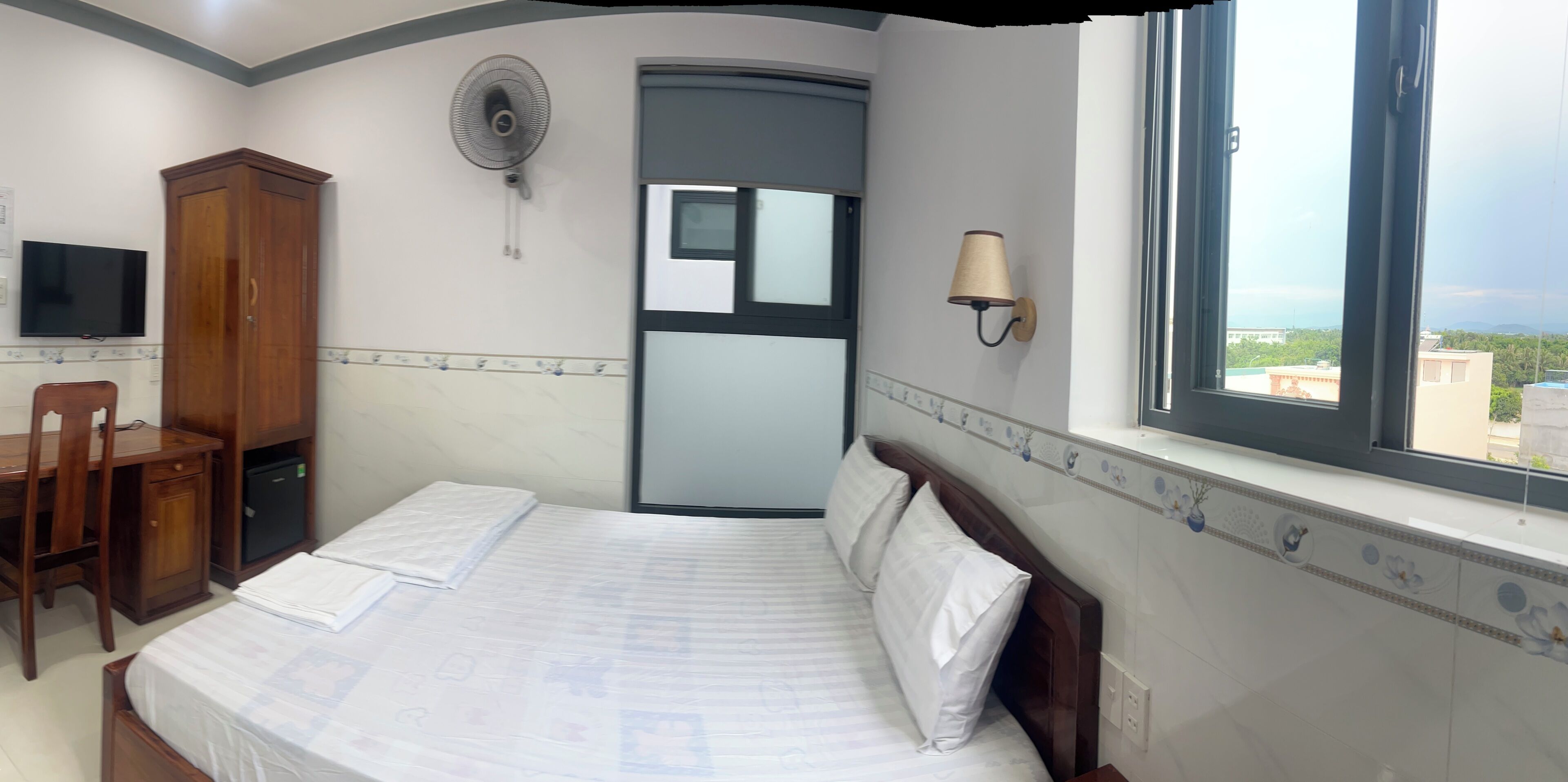 Basic Double Room | Desk, laptop workspace, free WiFi