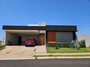Exterior - Vrbo Property (Mirassol)