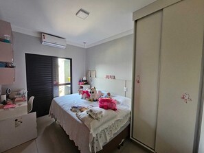 Iron/ironing board, WiFi, bed sheets - Vrbo Property (Mirassol)